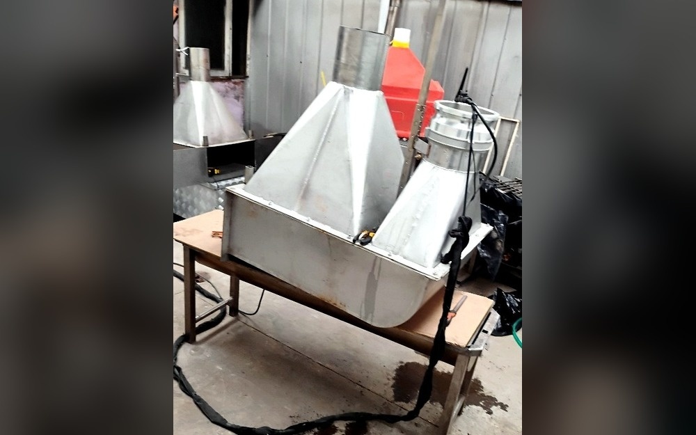 Tolva de doble campana piramidal en acero inoxidable - Artigmet
